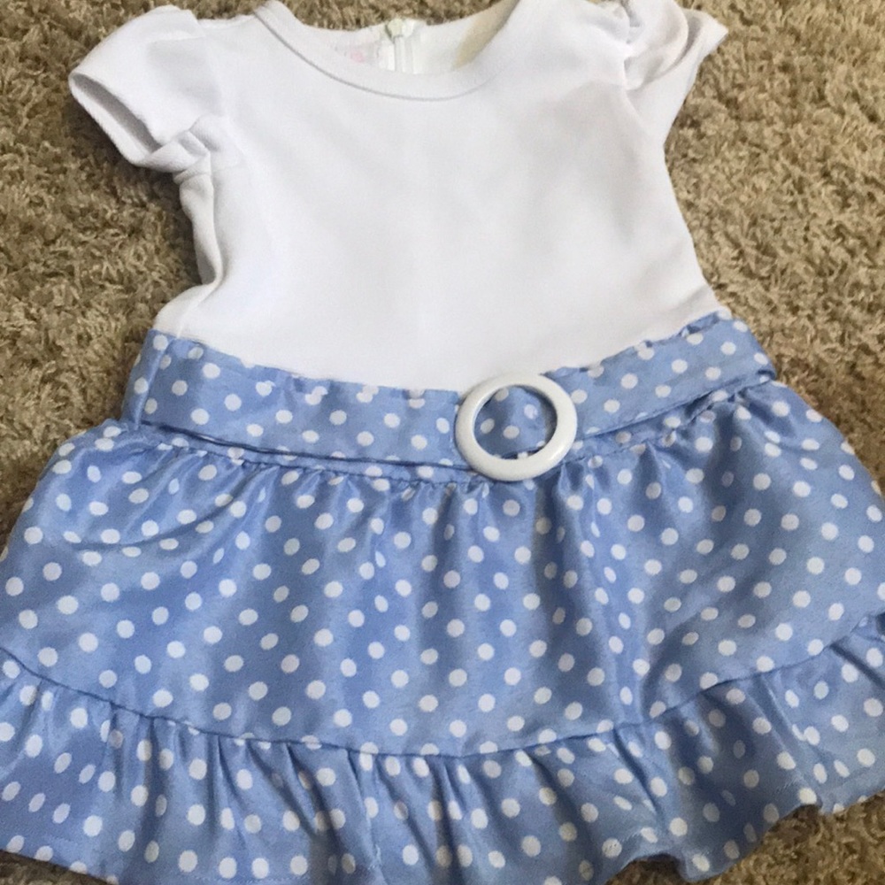 Blue/white dress and jacket with polkadots on it